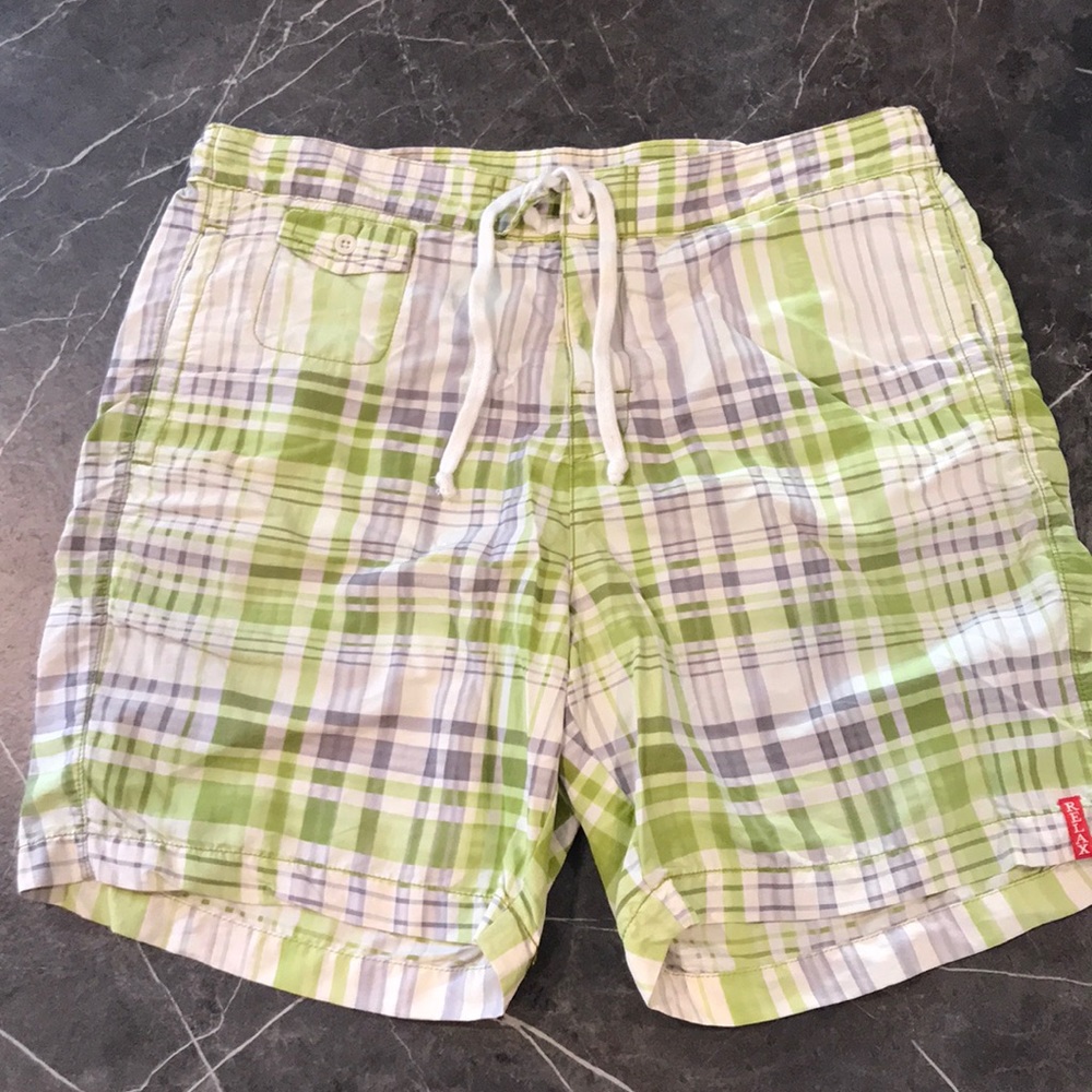Tommy Bahama men’s board shorts